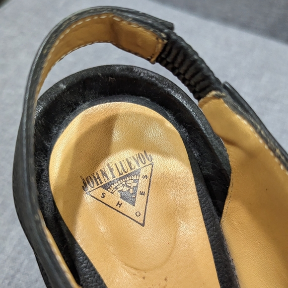 JOHN FLUEVOG Prepare Tent 2.0 Zip Sandals - Picture 10 of 14